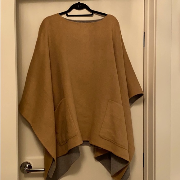 Michael Kors Camel Poncho - Picture 2 of 4